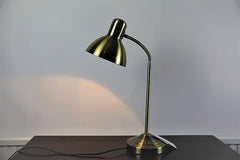 Belaa England Desk Lamp